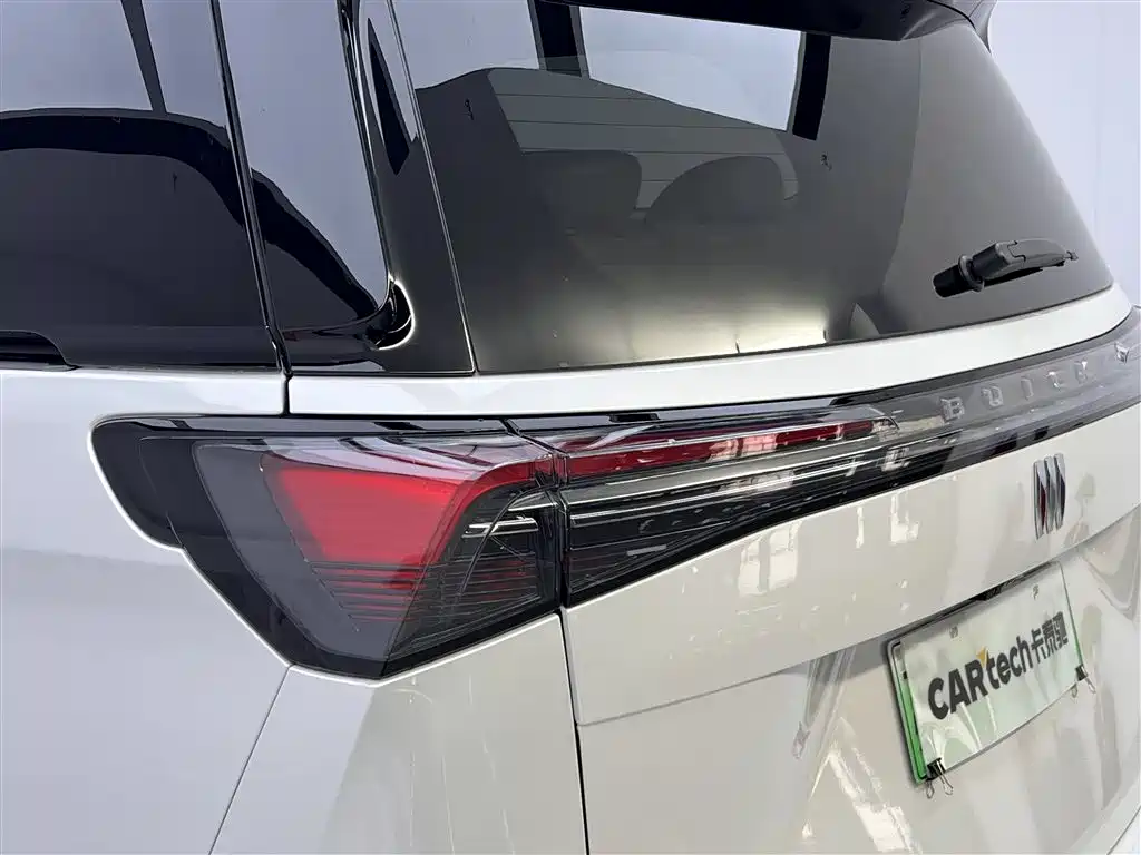 Buick GL8 Hybrid 2025 — фото 10