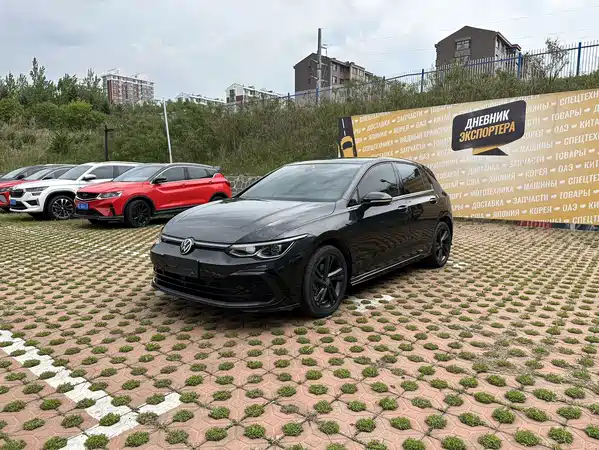 Volkswagen Golf 2022