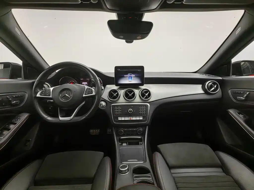 Mercedes-Benz CLA 2018 — фото 5
