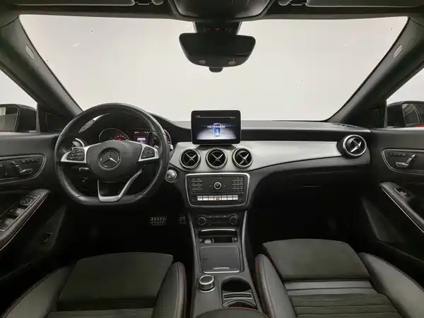 Mercedes-Benz CLA 2018