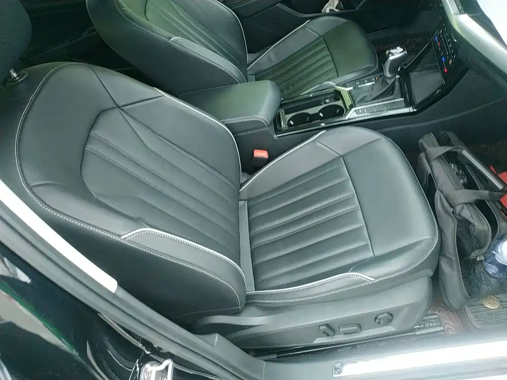 Volkswagen Passat 2023 — фото 20