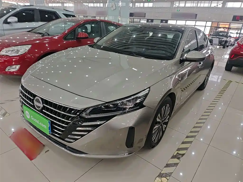 Nissan Teana 2023 — фото 1