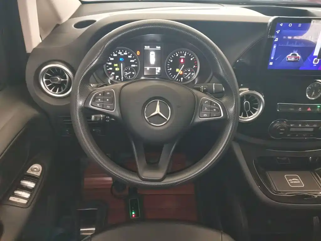 Mercedes-Benz Vito 2021 — фото 11