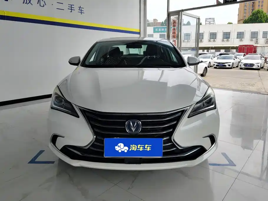 Changan Eado 2018 — фото 2