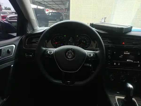 Volkswagen Golf 2019