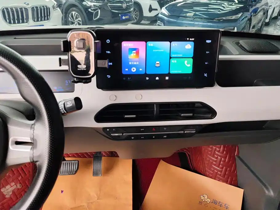 Geely Galaxy Panda 2023 — фото 13