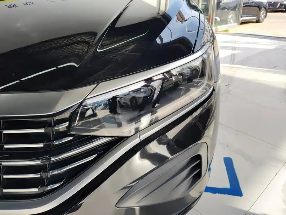 Volkswagen Passat 2025