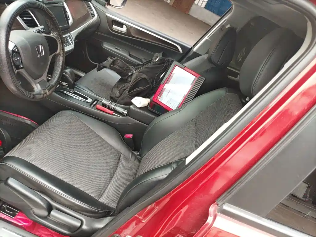 Honda Jade 2015 — фото 11
