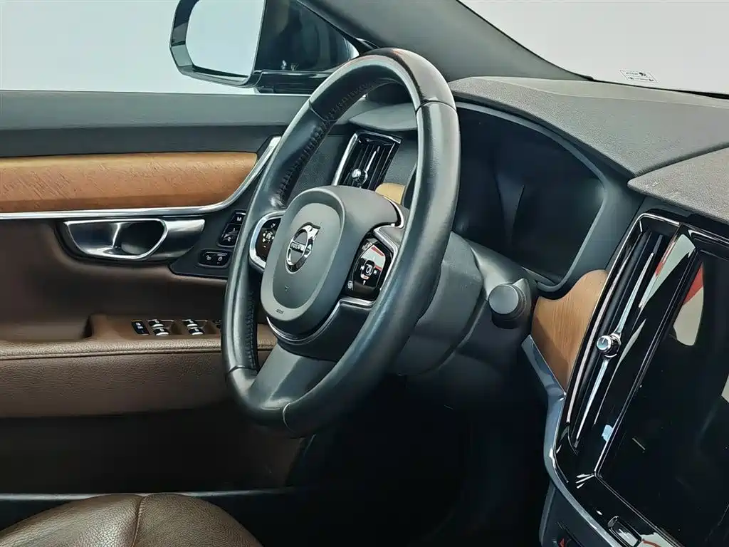 Volvo S90 2021 — фото 22
