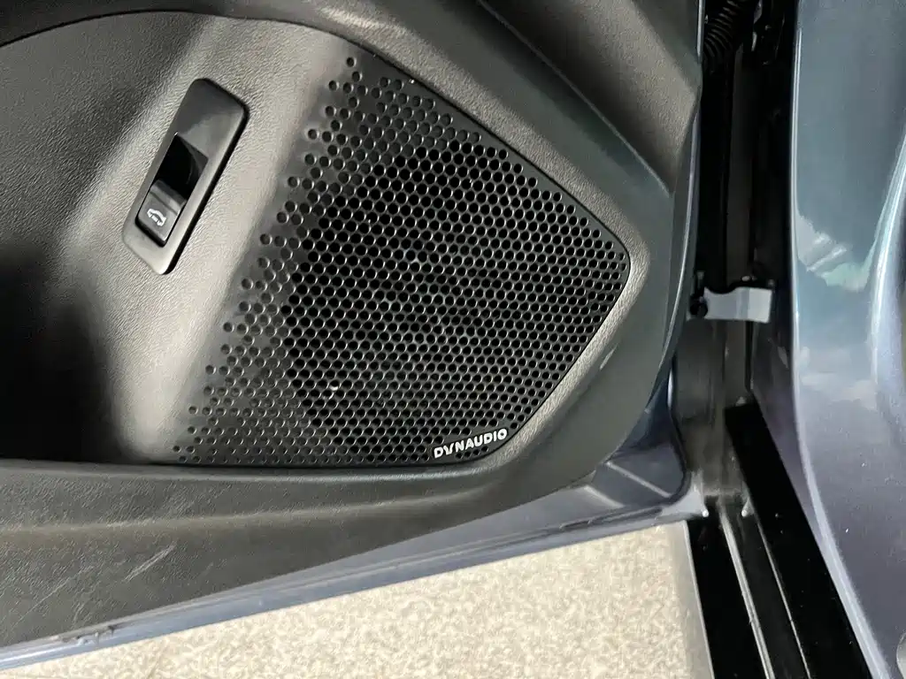 BYD Seal 2022 — фото 19