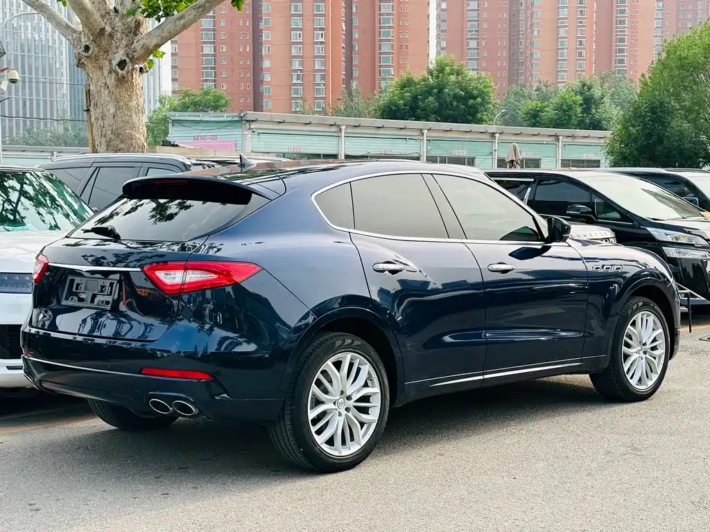 Maserati Levante 2020 — фото 4