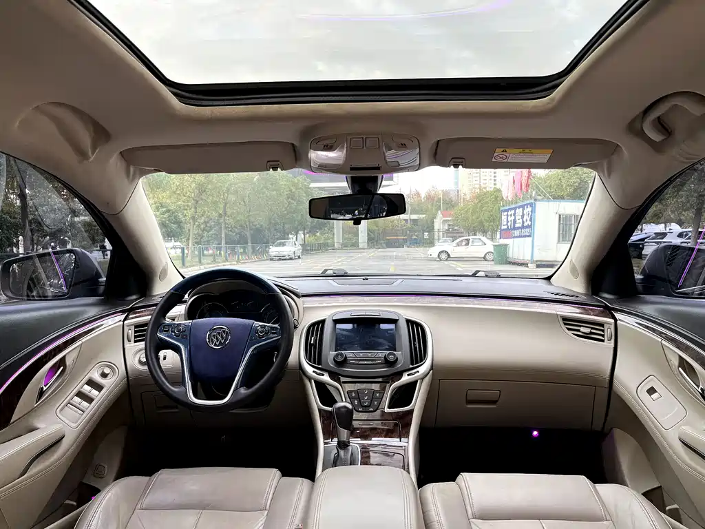 Buick LaCrosse 2015 — фото 9
