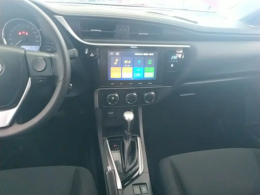 Toyota Levin 2018 — фото 13