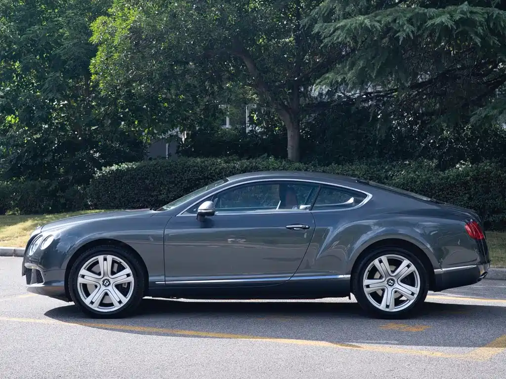 Bentley Continental 2012 — фото 4