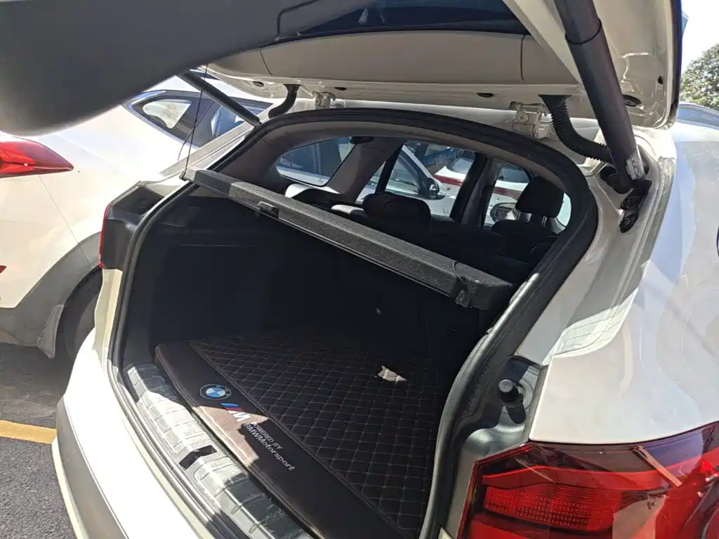 BMW X1 2022 — фото 15