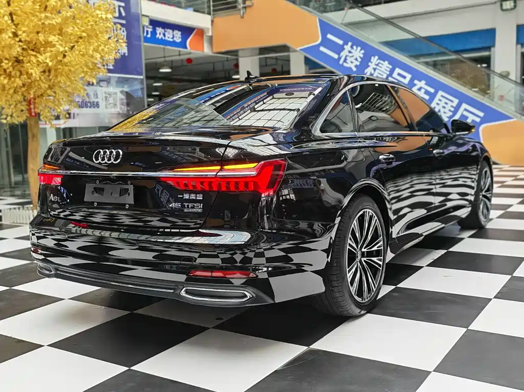 Audi A6L 2021
