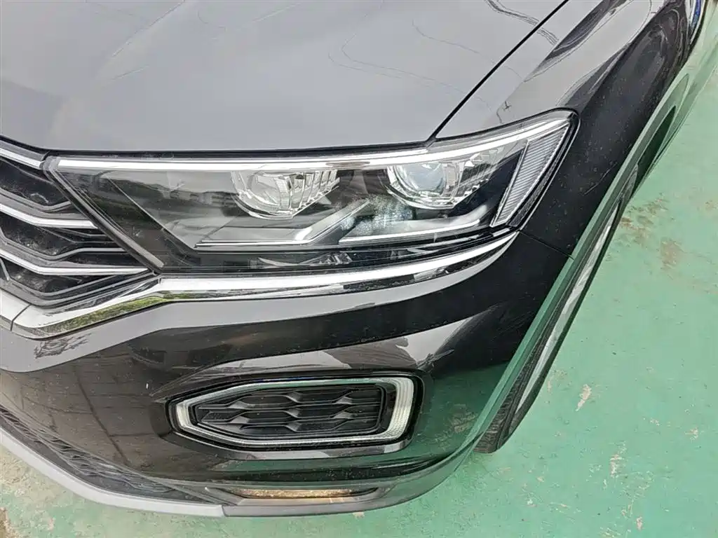 Volkswagen T-Roc 2021 — фото 24