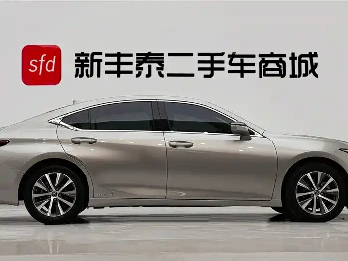 Lexus ES 2021 — фото 3