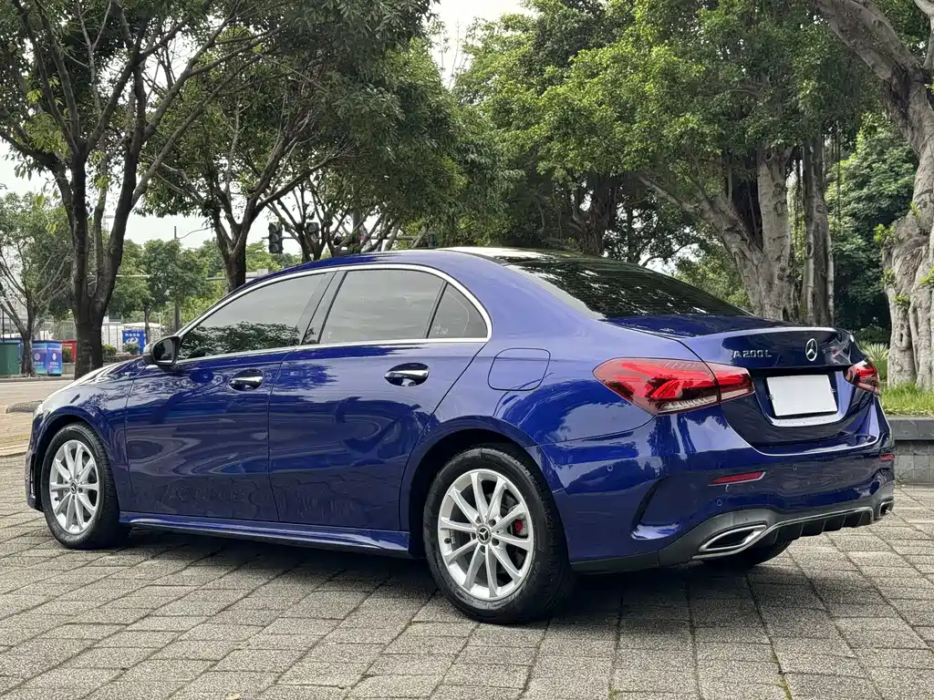 Mercedes-Benz A-Class 2020 — фото 7