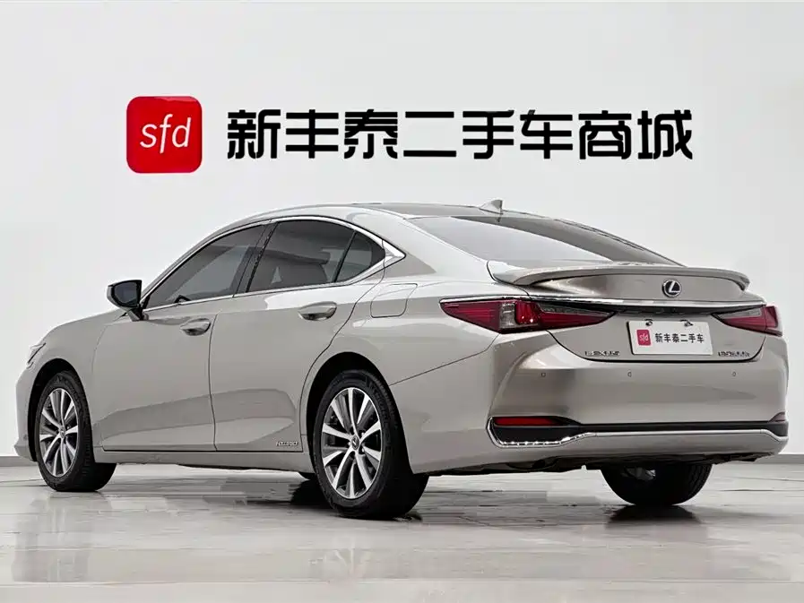 Lexus ES 2021 — фото 6