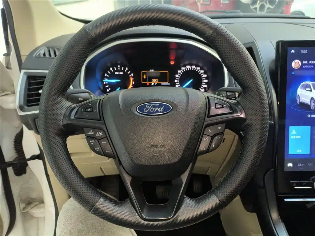 Ford Edge 2020 — фото 11