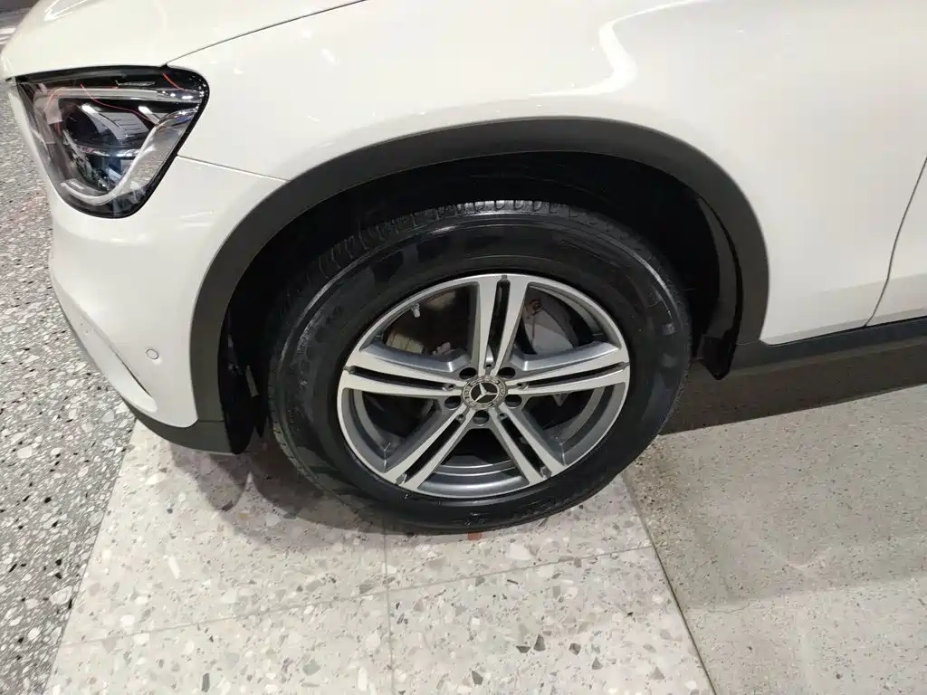 Mercedes-Benz GLC 2020 — фото 23
