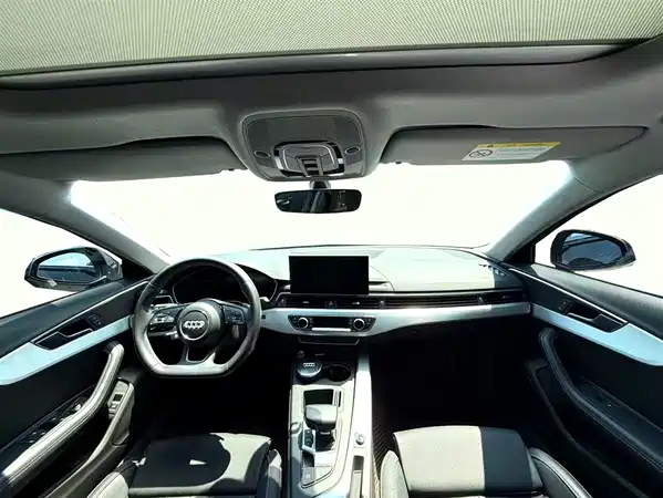 Audi A4L 2022