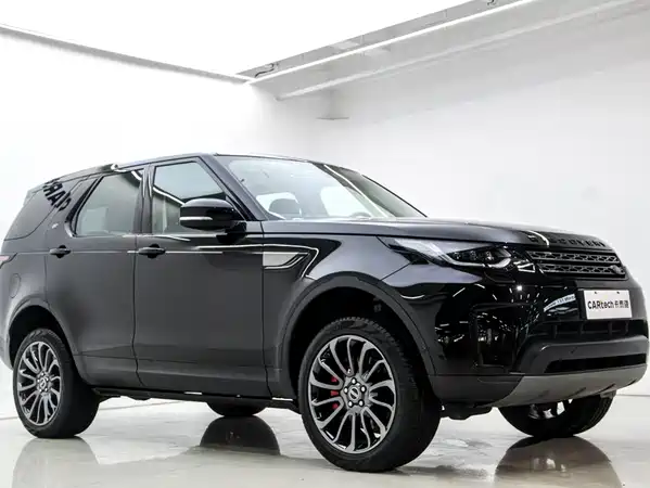 Land Rover Discovery 2021