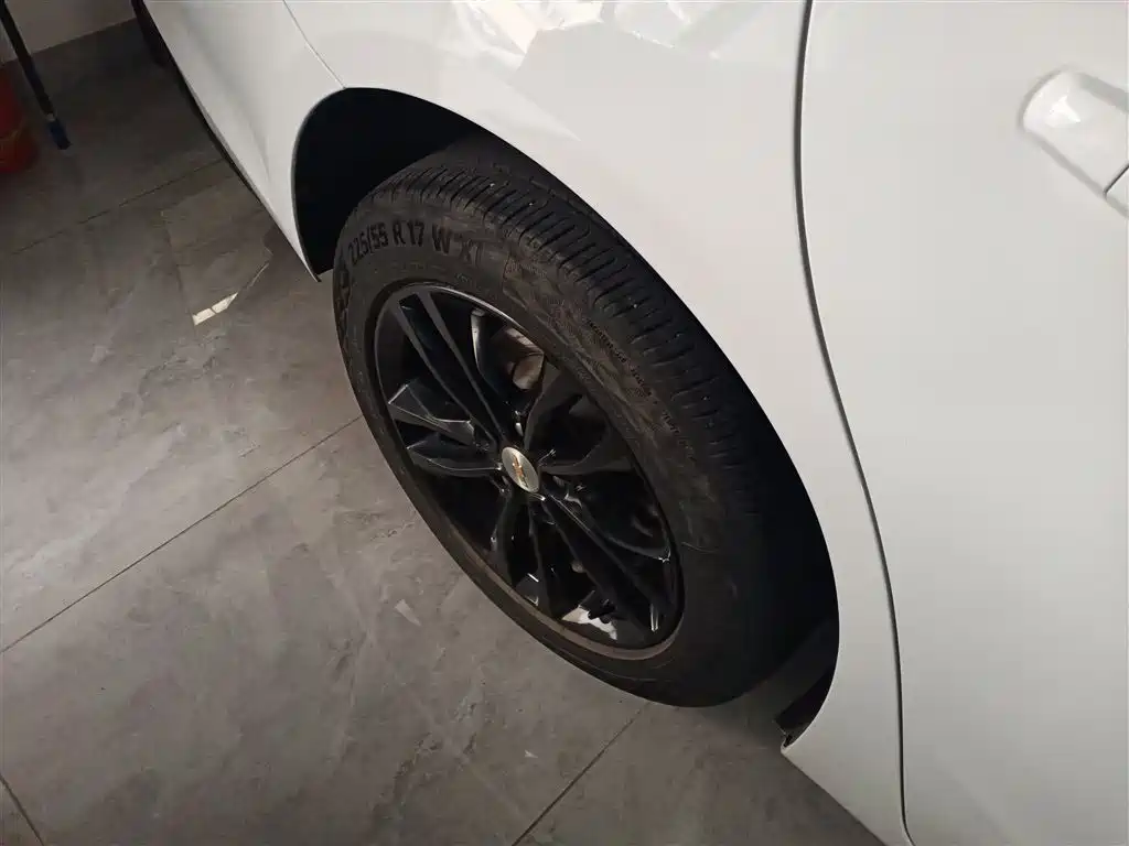 Chevrolet Malibu XL 2018 — фото 25