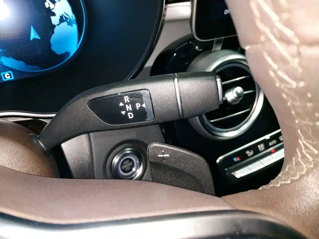 Mercedes-Benz GLC 2020 — фото 14