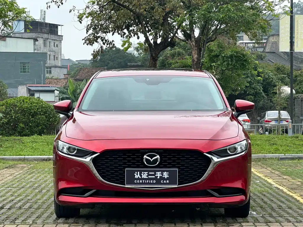 Mazda 3 Axela 2019 — фото 2