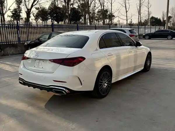 Mercedes-Benz C-Class 2023
