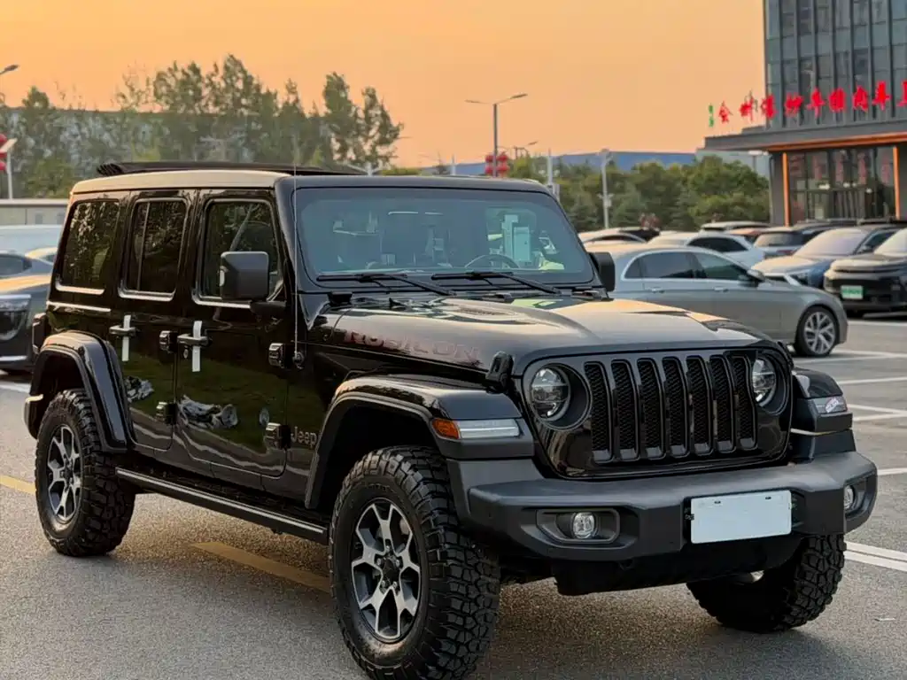 Jeep Wrangler 2023 — фото 3