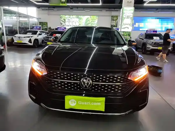 Volkswagen Passat 2023
