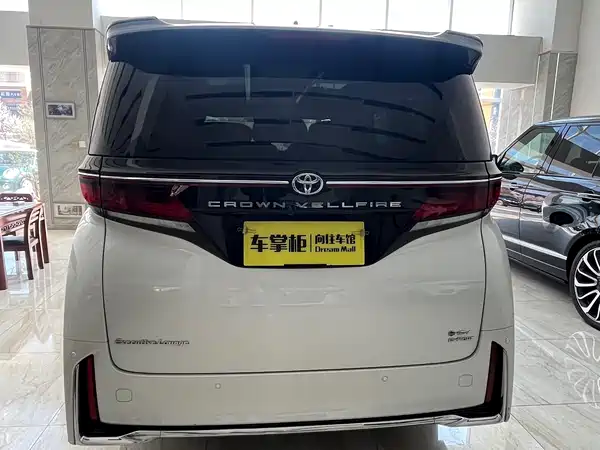 Toyota Vellfire 2024