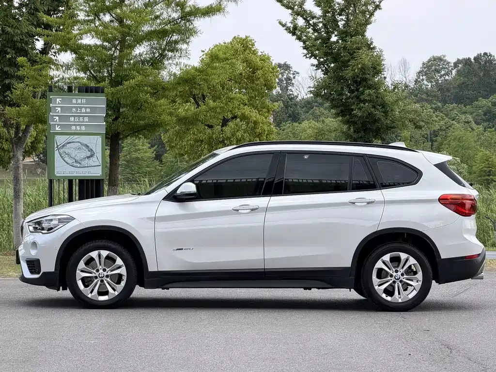BMW X1 2016 — фото 16