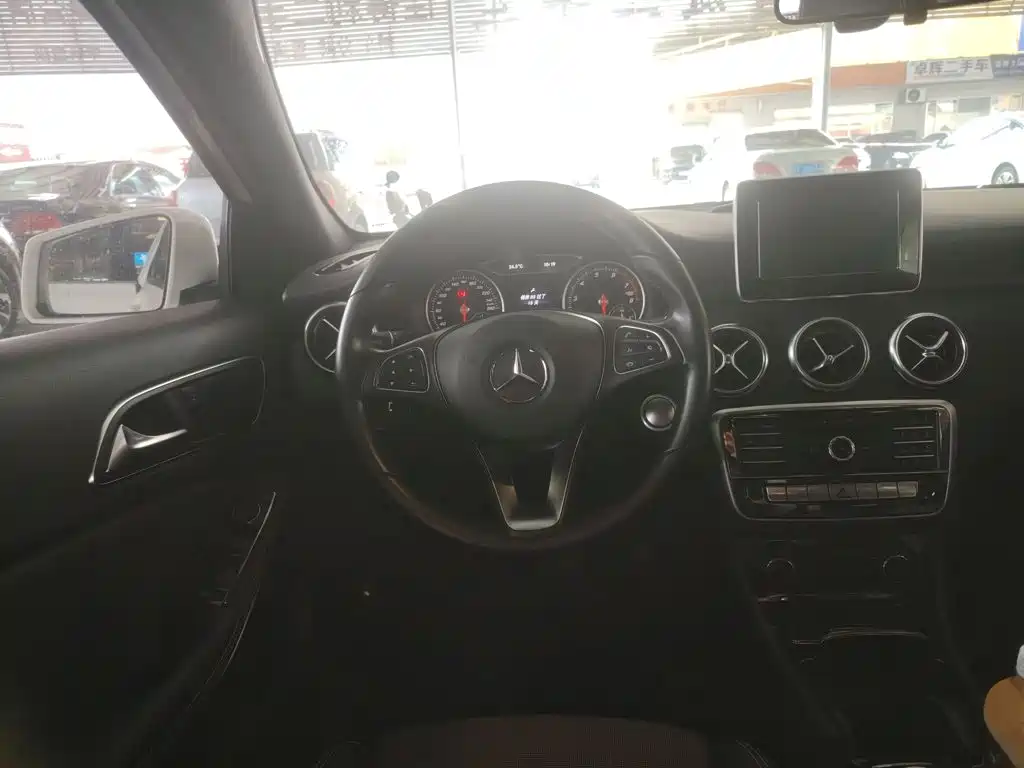 Mercedes-Benz A-Class 2017