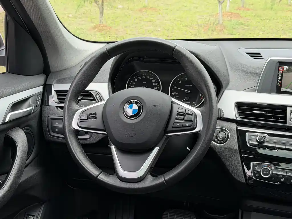 BMW X1 2016 — фото 6