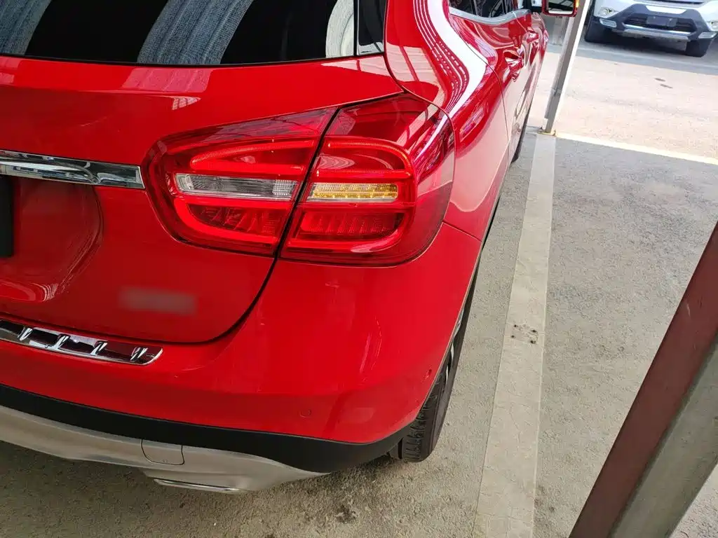 Mercedes-Benz GLA 2017 — фото 24