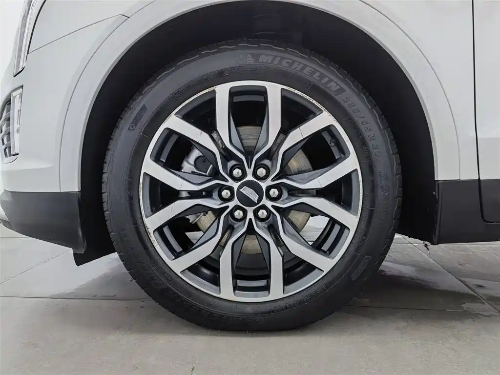 Cadillac XT5 2022 — фото 17