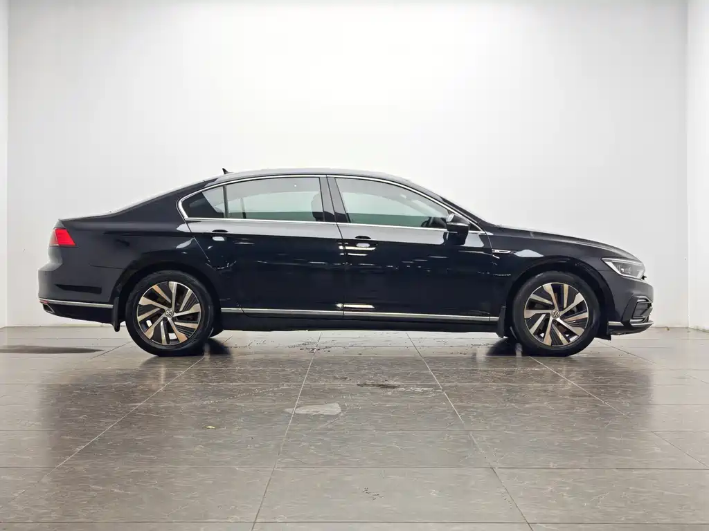 Volkswagen Magotan GTE PHEV 2020 — фото 11