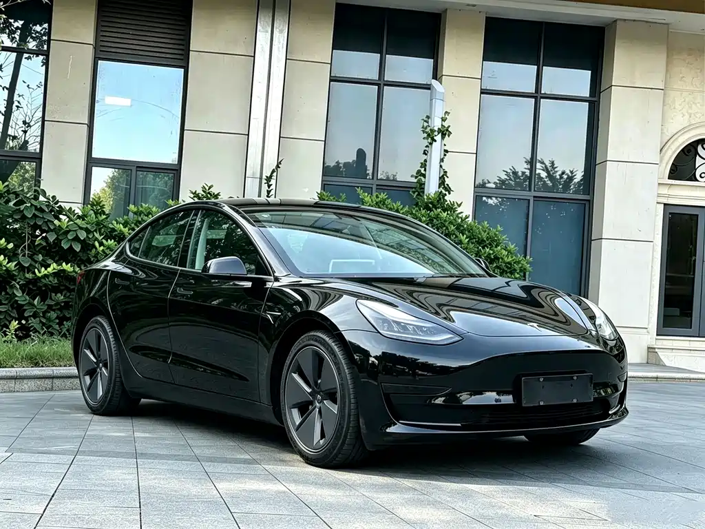 Tesla Model 3 2022 — фото 3
