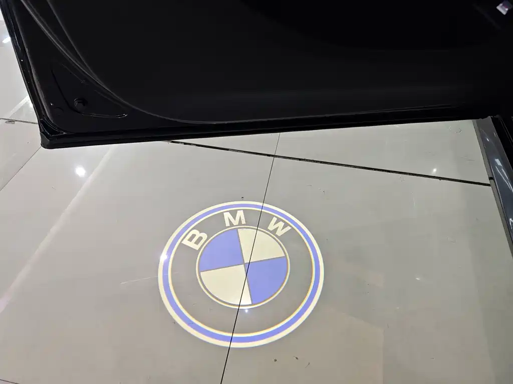 BMW 7 Series 2021 — фото 5