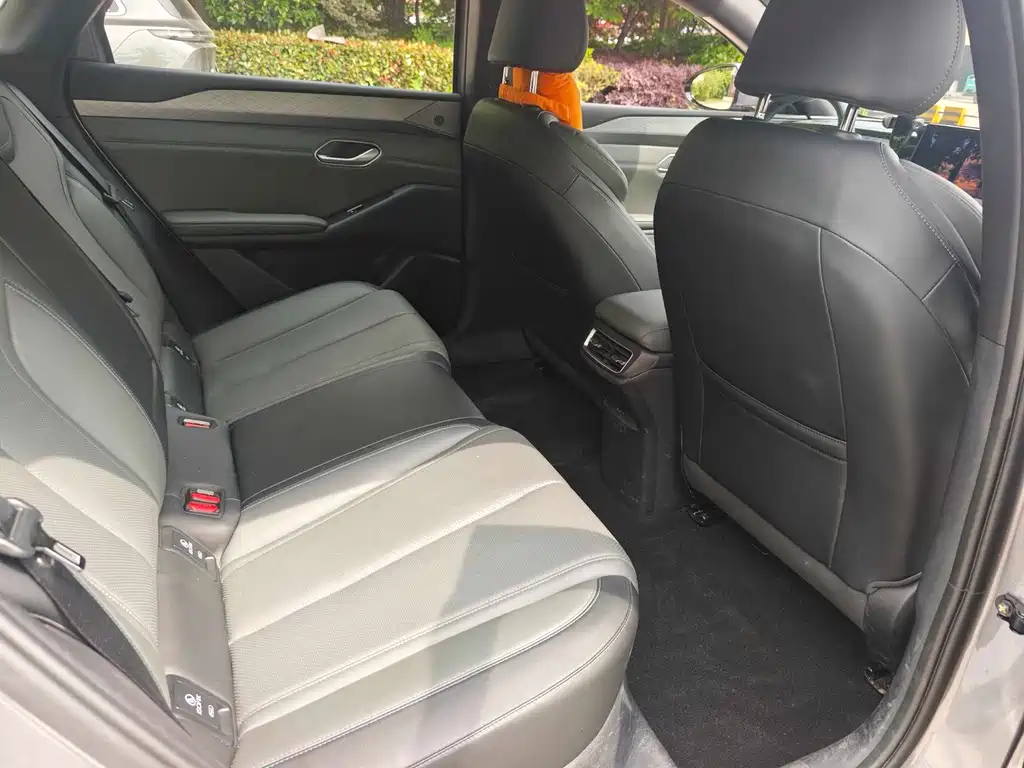 BYD Qin L 2025 — фото 10
