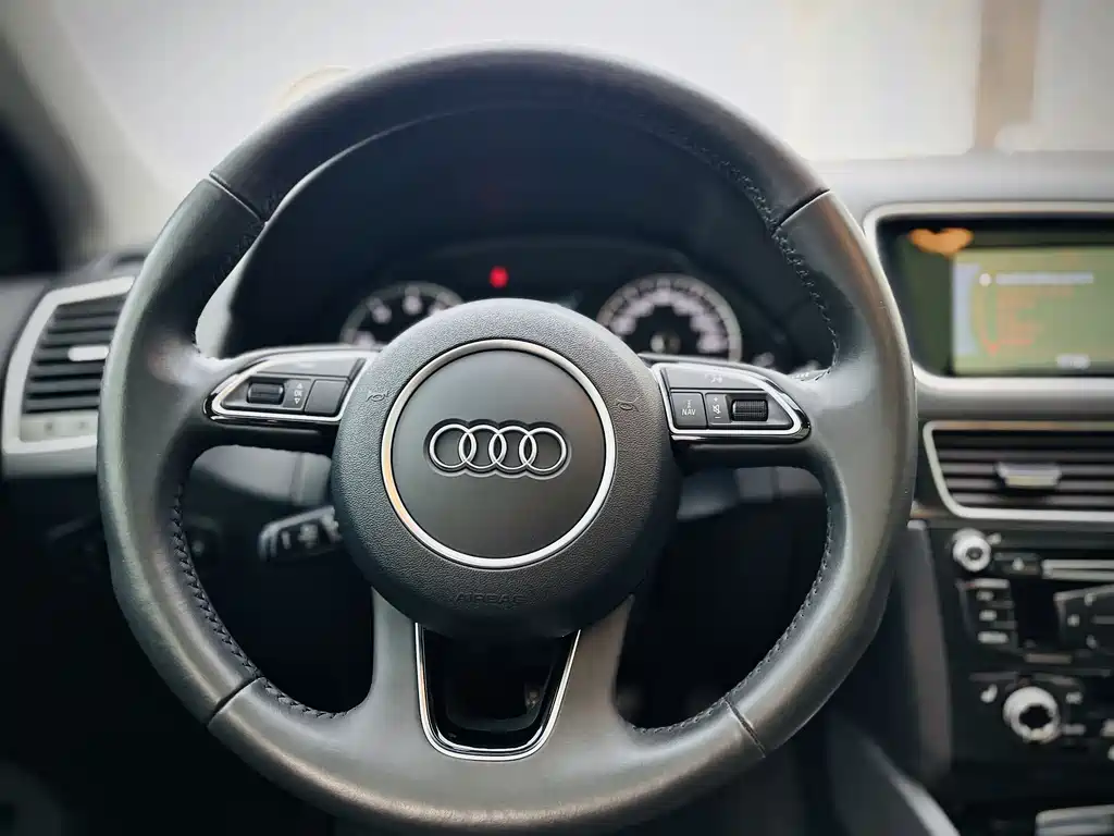 Audi Q5 2018 — фото 12