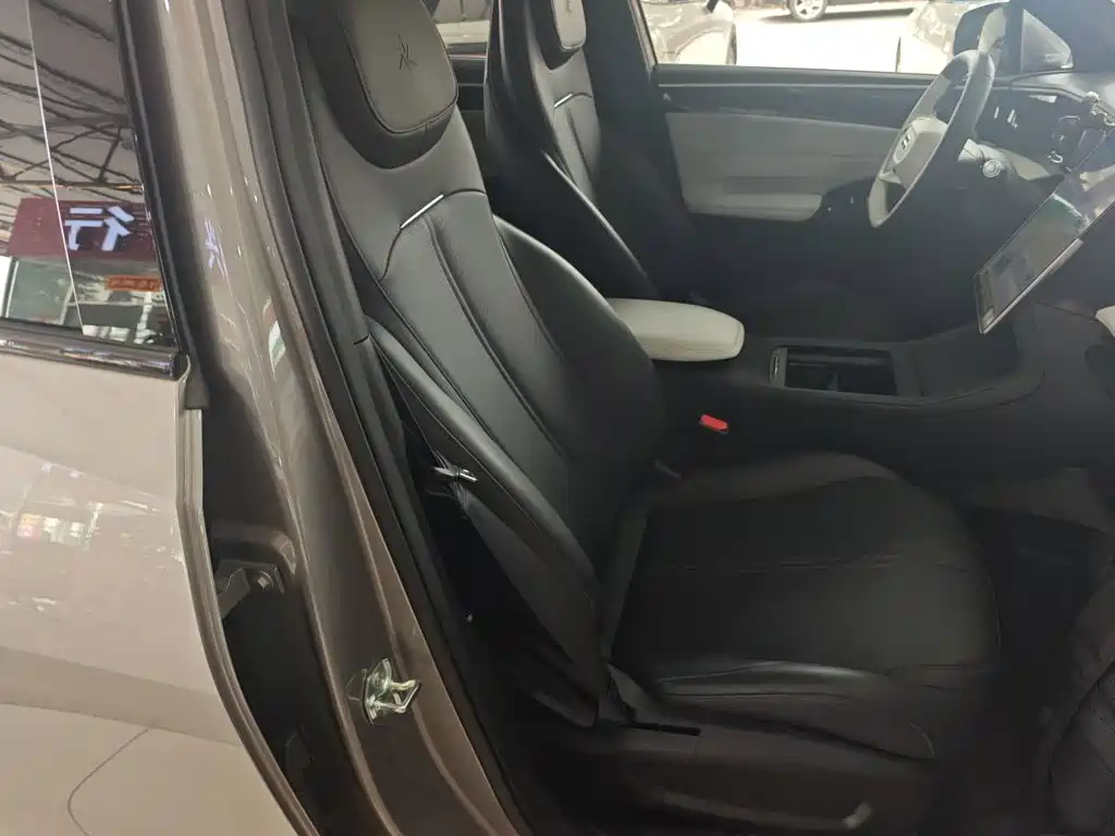 Geely Galaxy L7 2024 — фото 16
