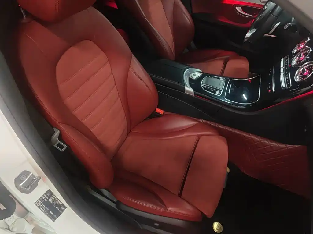 Mercedes-Benz C-Class 2019 — фото 20