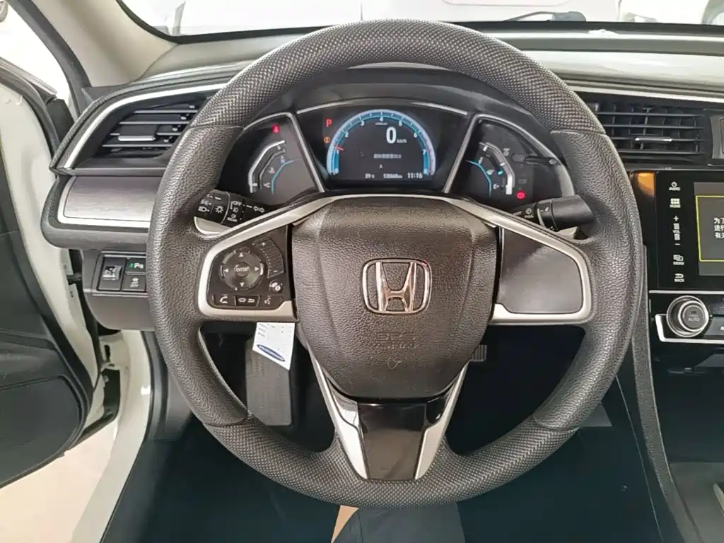 Honda Civic 2017 — фото 11