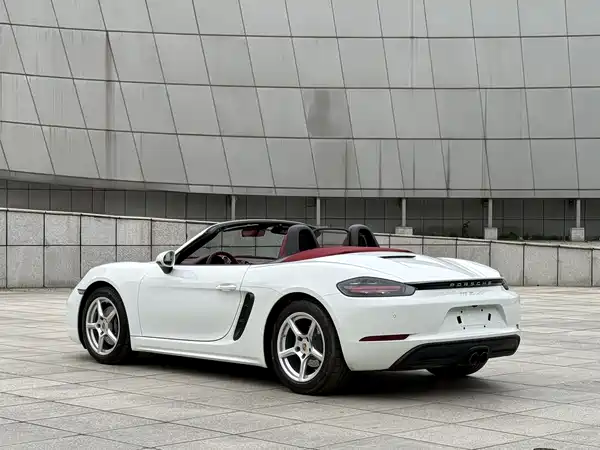 Porsche 718 2023