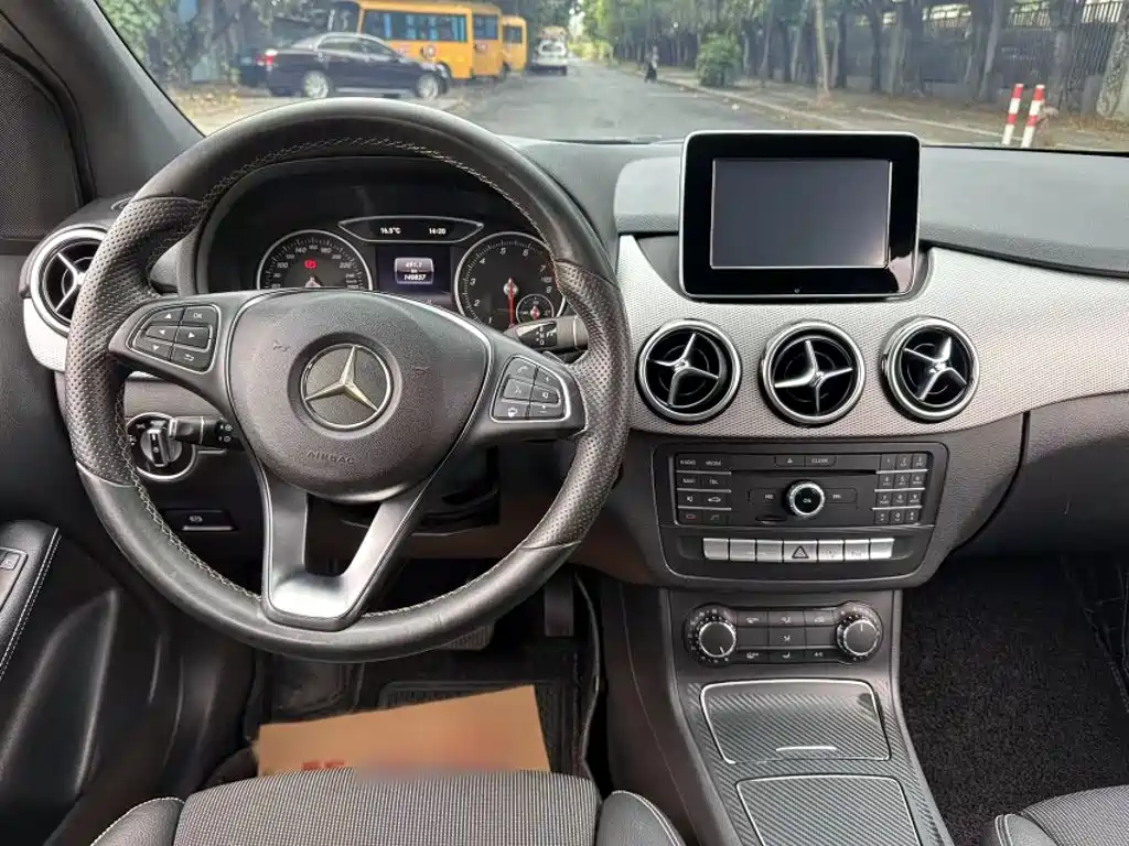 Mercedes-Benz B-Class 2016